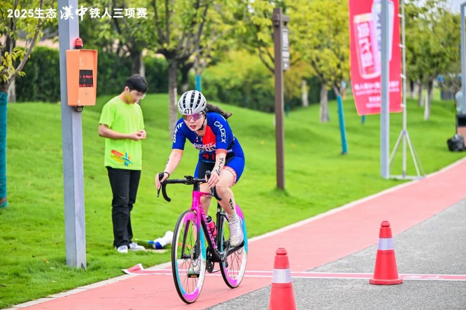 一边维护赛 一边维护赛